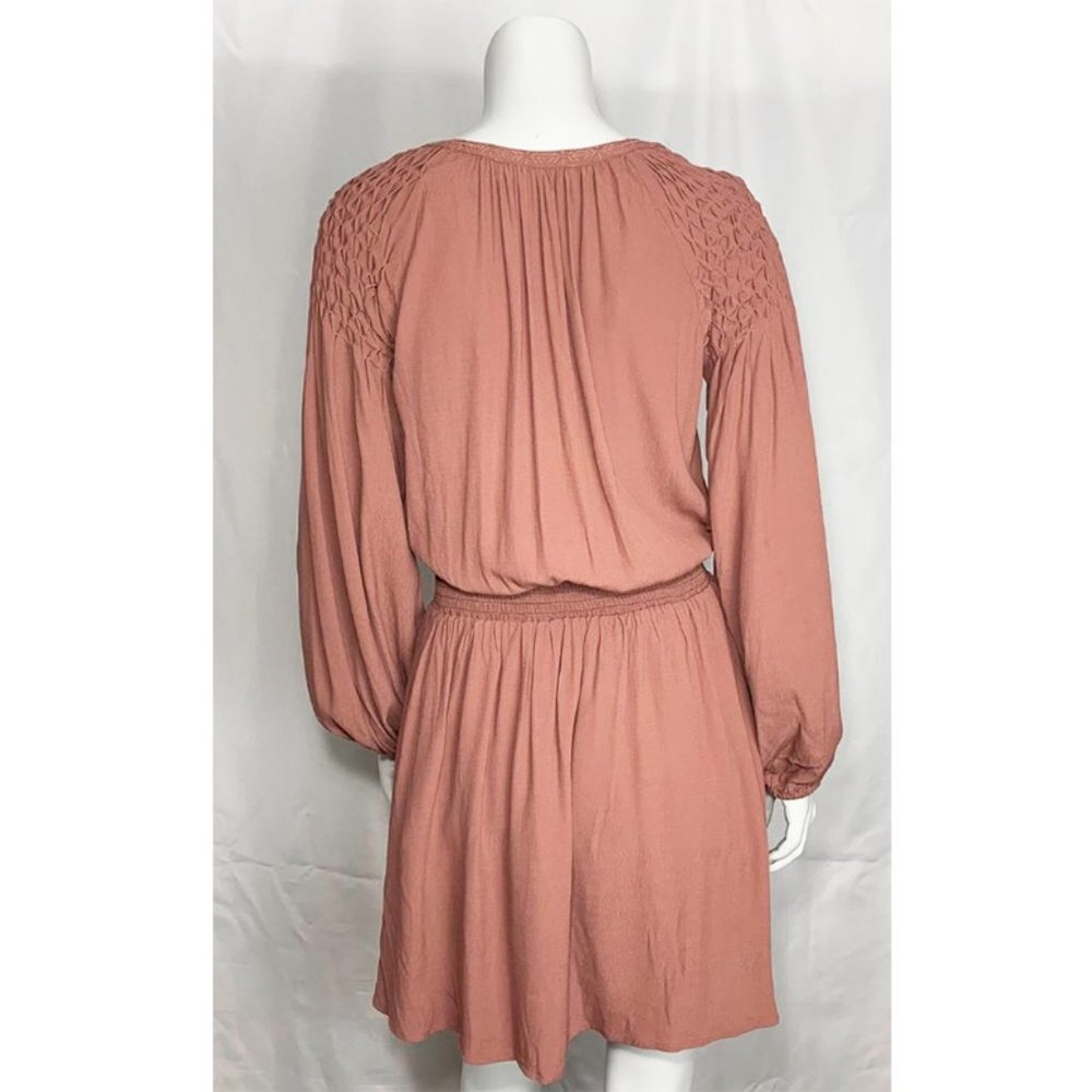 ASTR Peasant dress - Picture 2 of 5